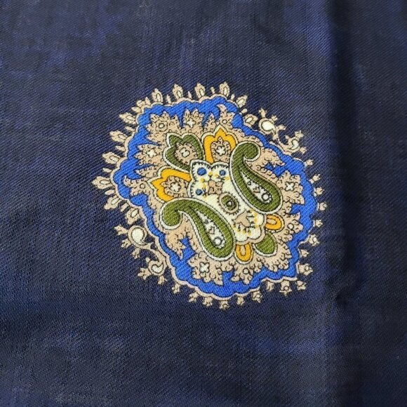 100 %PURE‎ VIRGIN WOOL Bandana Victorian Print Scar - Picture 3 of 10